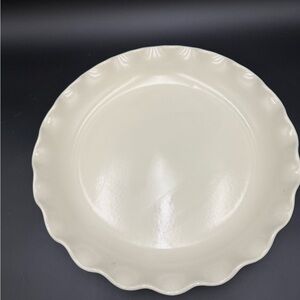 Pfaltzgraff Color Medley Buff Glossy Scalloped Edge Serving Dish